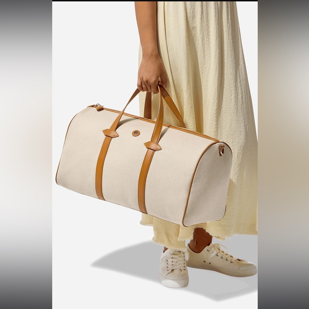 Paravel brand travel bag ☝️💁🏻‍♀️💥